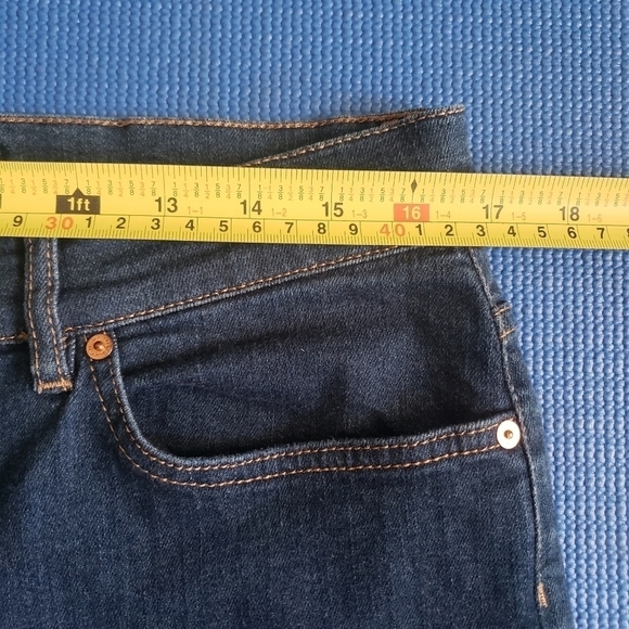 Escada Sports Linda Jeans - Picture 11 of 14